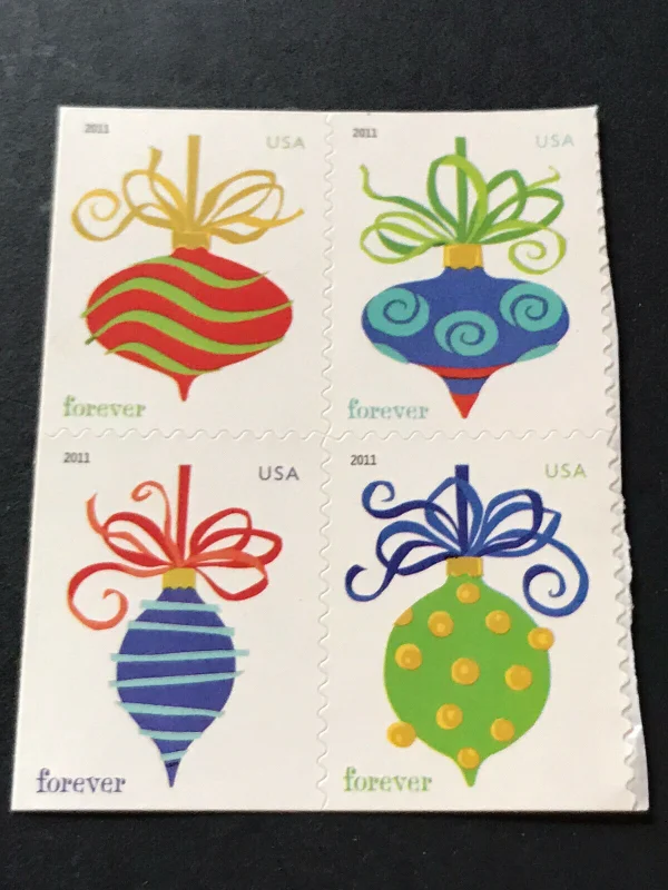 2011 "Holiday Baubles" Forever Stamps Booklets